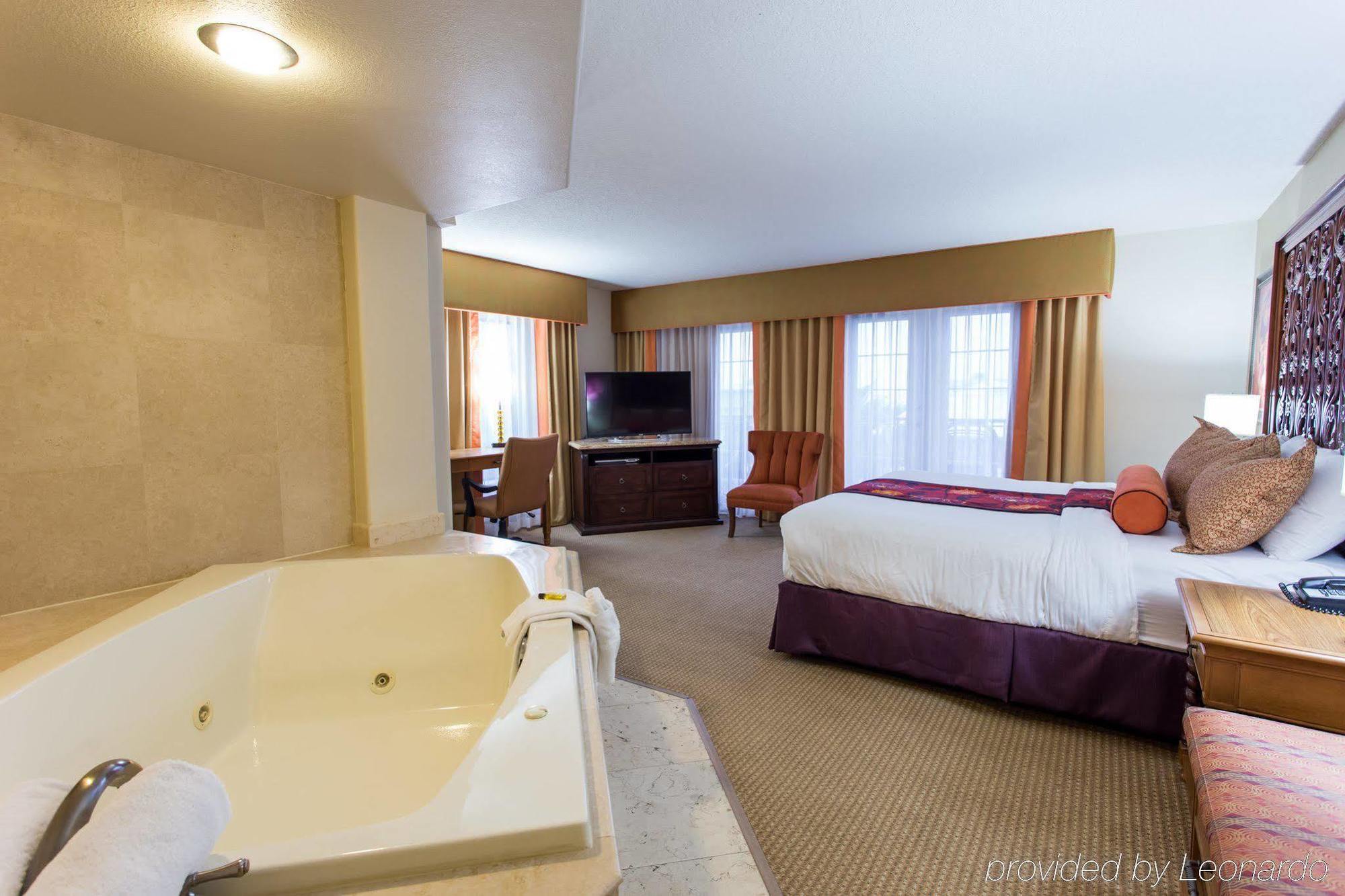 Hotel Castillo Real St Augustine Beach,Tapestry Collection Hilton St. Augustine Beach