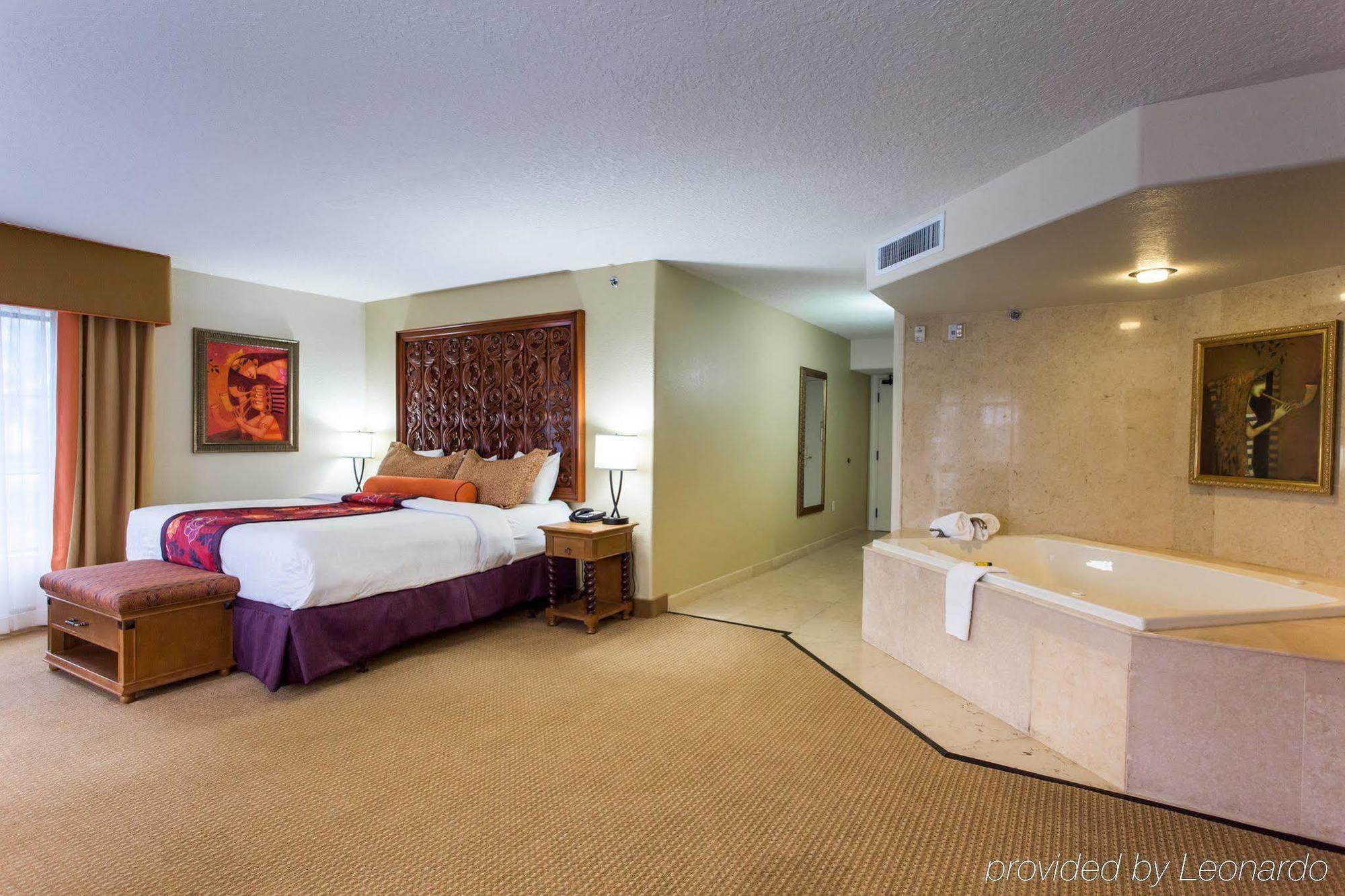 Castillo Real St Augustine Beach,Tapestry Collection Hilton St. Augustine Beach